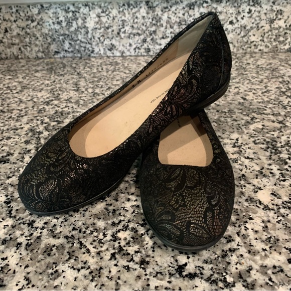 SAS Scenic Slip-on Ballet Flat in Black Lace size 7 - Picture 6 of 12